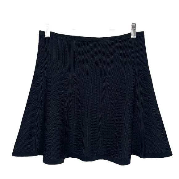 Diane von Furstenberg NELLIE Black Textured Elastic Waist Mini Skirt   Size: M/L - Picture 1 of 3